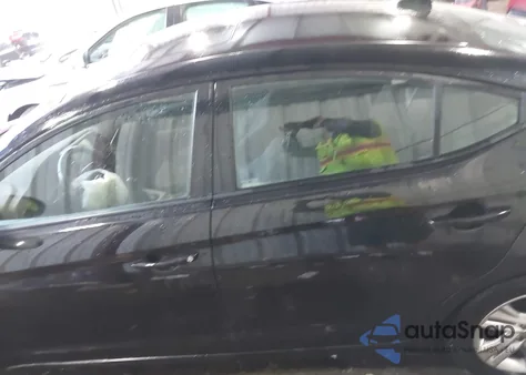 2020 Hyundai Elantra Value Edition z USA, uszkodzony, nr VIN 5NPD84LFXLH520585